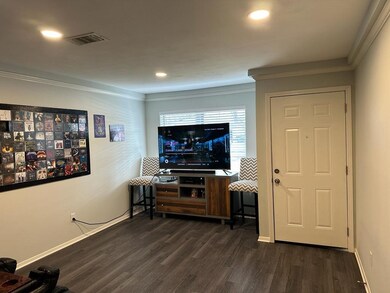 7725 Charlesmont St, Houston, TX 77016 - photo 3