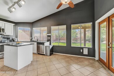 09-Kitchen II