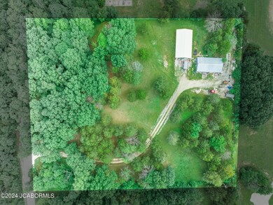 421 E Simon Blvd Holts Summit-02