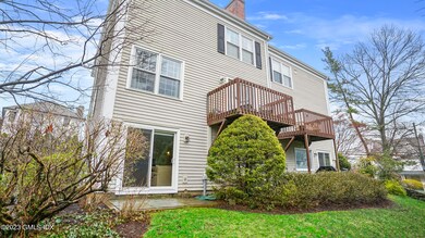 172 Field Point Rd Apt 2-print-012-011-0