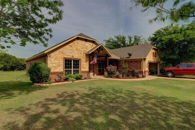 12191 Rolling Oaks Dr, Whitney, TX 76692 - photo 2