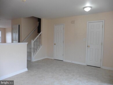 37 Sanford Dr, Bunker Hill, WV 25413 - photo 2
