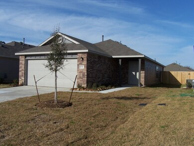 158 Bellewood Manor Dr, Magnolia, TX 77354 - photo 2