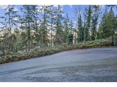 18520 Hillside Ct, West Linn, OR 97068 - photo 5