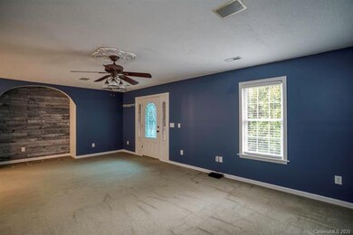 166 Heavenly Dr, Statesville, NC 28625 - photo 4