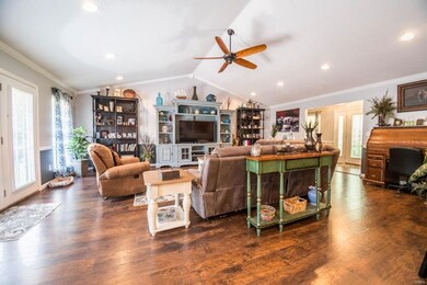 556 Stone Creek Dr, Poplar Bluff, MO 63901 - photo 4