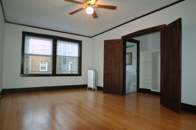 2612 W Montrose Ave, Chicago, IL 60618 - photo 4