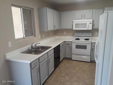kitchen left