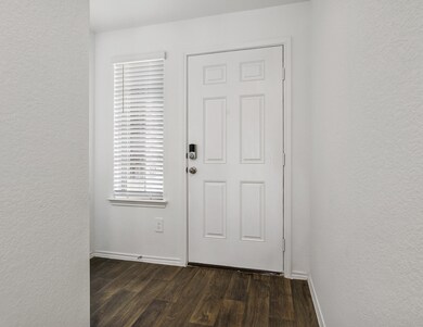 14153 Carly Pines Ct, Conroe, TX 77302 - photo 4