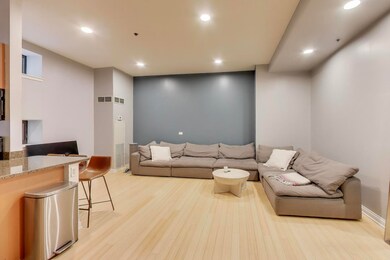 unlisted-address, Chicago, IL 60603 - photo 5