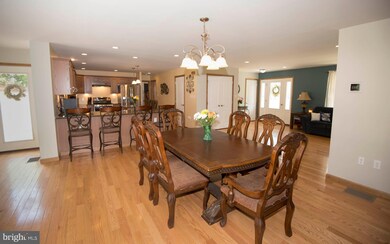 220 Constitution Ave, Wind Gap, PA 18091 - photo 6