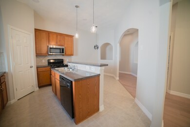 15911 Pleasant Green Cir, Tomball, TX 77377 - photo 6