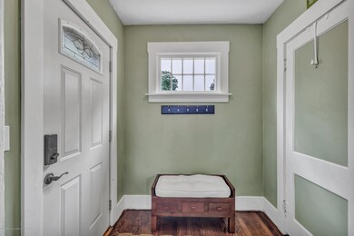 1527 W Ottawa St, Lansing, MI 48915 - photo 7