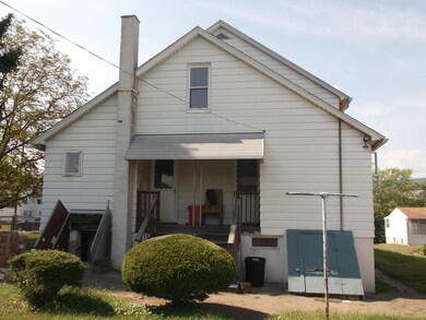 135 -137 Jefferson St, Taylor, PA 18517 - photo 5