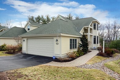 35 Carriage Hill Cir unit 35, Southborough, MA 01772 - photo 2
