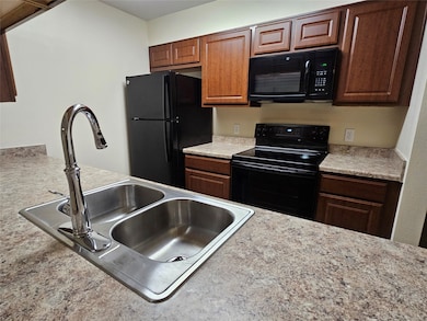 8415 Hearth Dr unit 36, Houston, TX 77054 - photo 7