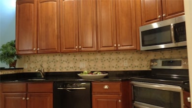 1825 Bridgepointe Cir unit 14, Vero Beach, FL 32967 - photo 6