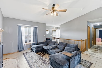 230 Sutton Dr, Newton, KS 67114 - photo 5