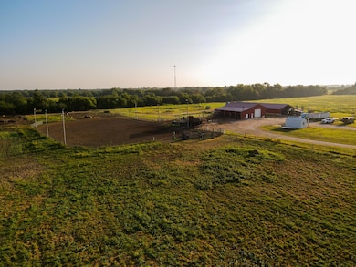 28714 E Nn Hwy, Sheldon, MO 64784 - photo 3