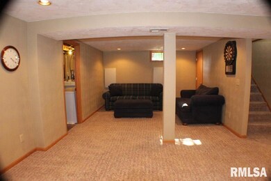 5010 N Ripley St, Davenport, IA 52806 - photo 5