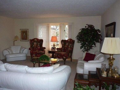 2225 Radcliff Cir SE unit 85, Grand Rapids, MI 49546 - photo 5