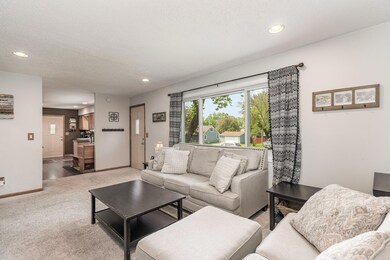 8941 Bryant Ave S, Bloomington, MN 55420 - photo 4