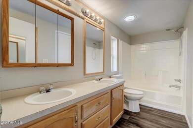 24-S Mariposa Rd-024