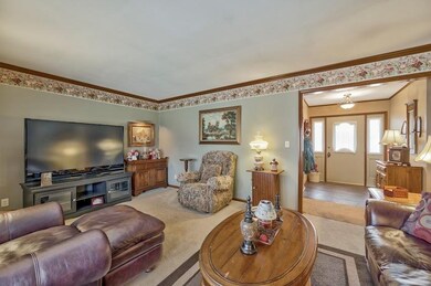 858 Sheldon Ave, Aurora, IL 60506 - photo 5