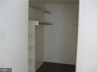 7401 Tamarron Dr, Plainsboro, NJ 08536 - photo 6