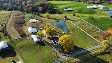 10941 Bennington Pike, Vevay, IN 47043 - photo 2
