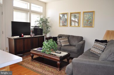 9085 Acheson Ct, Lorton, VA 22079 - photo 6