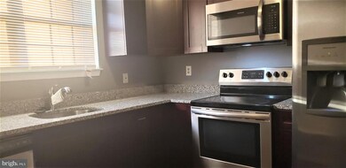 1112 Castlehaven Ct, Capitol Heights, MD 20743 - photo 5