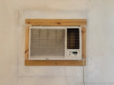 1107 C St NE, Ardmore, OK 73401 - photo 6