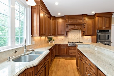 19 Kendra Ln, Sudbury, MA 01776 - photo 5