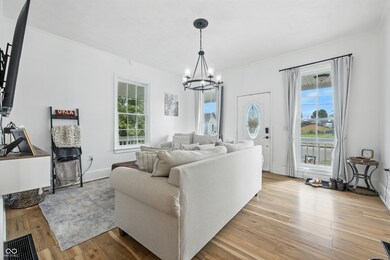 602 S Walnut St, Edinburgh, IN 46124 - photo 4