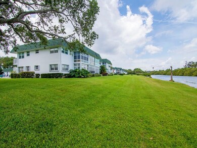 2800 Indian River Blvd unit F8, Vero Beach, FL 32960 - photo 4