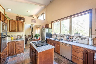 19592 Mount T Bo Ln, Elkins, AR 72727 - photo 7