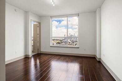 Luxury Model Unit