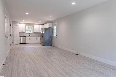 121 E & F Brookmeade Dr, Anderson, SC 29621 - photo 6