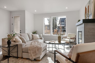 1038 W Linda Ave unit Lot 9, Sisters, OR 97759 - photo 2