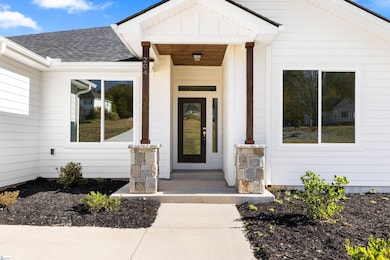 204 Tot Howell Rd, Greer, SC 29651 - photo 5