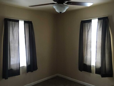 2109 S Vine St, Muncie, IN 47302 - photo 6