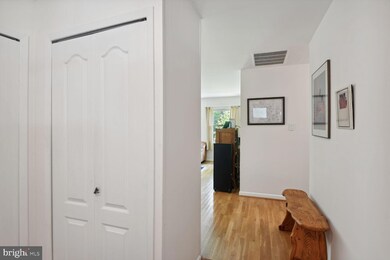 4207 Yarnell Ct, Bowie, MD 20715 - photo 4