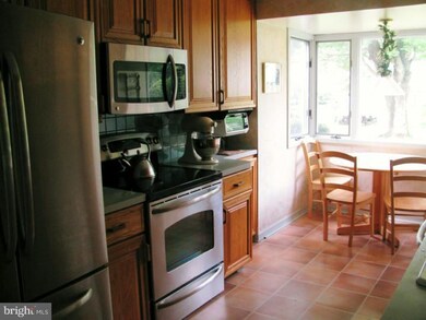 111 Lombardy Dr, Wallingford, PA 19086 - photo 5