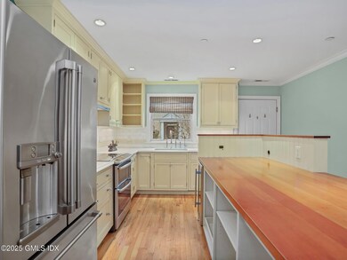 3-web-or-mls-51-forest-ave-unit-164