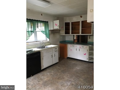 265 Hillside Ln, Clementon, NJ 08021 - photo 2