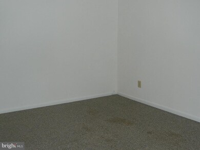 113 Echelon Rd unit 5, Voorhees, NJ 08043 - photo 5