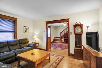 516 Elsie St, Reading, PA 19607 - photo 4