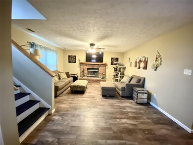 2148 N Fleetwood Dr, Greensburg, IN 47240 - photo 3