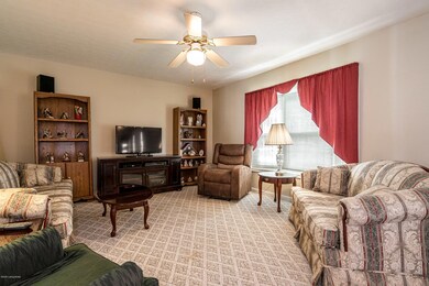 8006 Aspen Green Lane-19